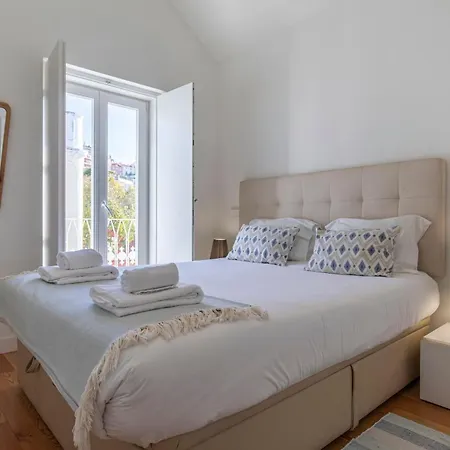 Views By Innkeeper Apartment Lisbon